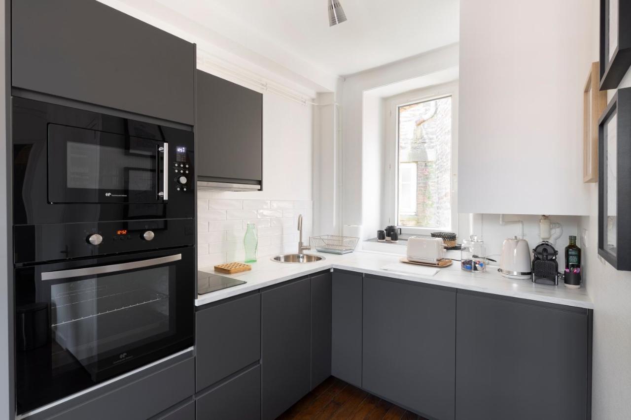 Le Carre Sainte-Anne - Appt En Plein Centre Historique Apartment Rennes Luaran gambar